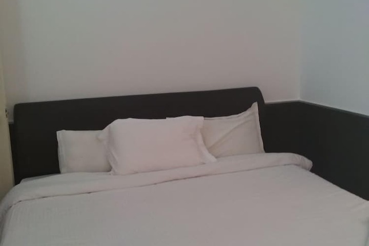 Room 36 of 60