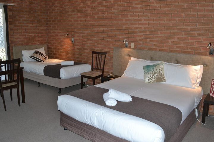 Room 19 of 61