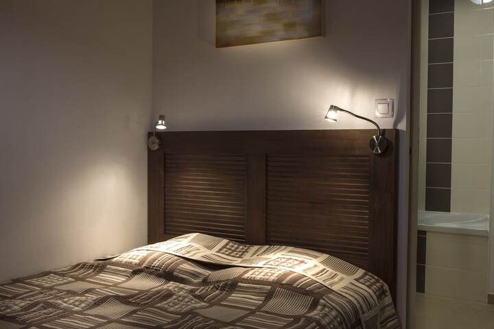 Room 9 of 60