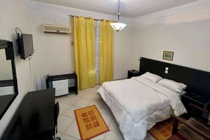 Room 2 of 12