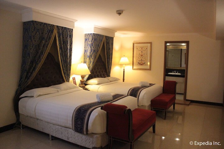 Room 22 of 77