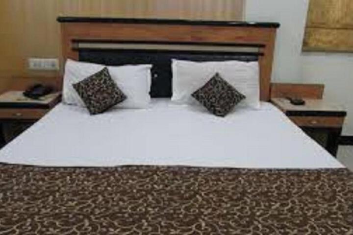Hotel Sachdeva Excellency