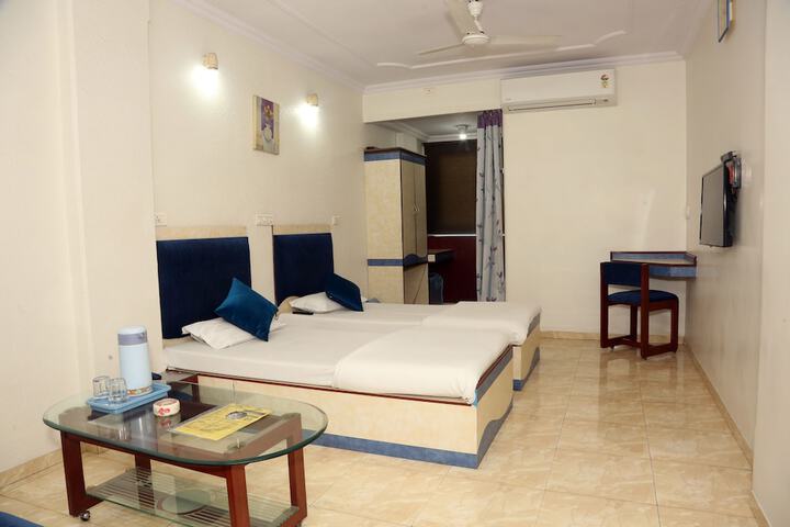 Room 17 of 56