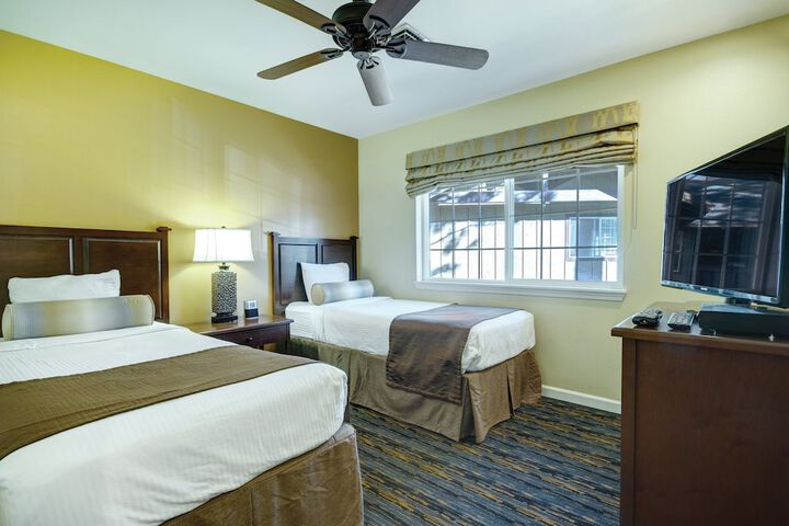 Room 4 of 69