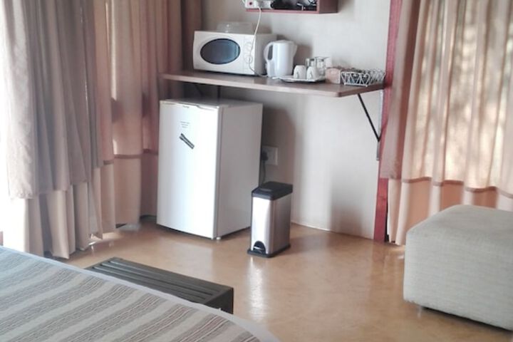 Room 7 of 49
