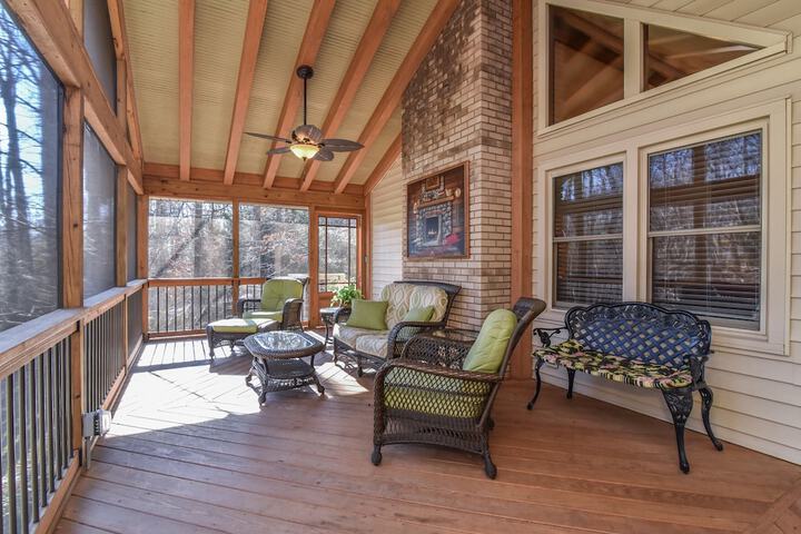 Terrace/Patio 25 of 37