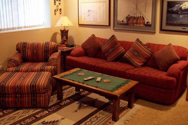 Room 5 of 10
