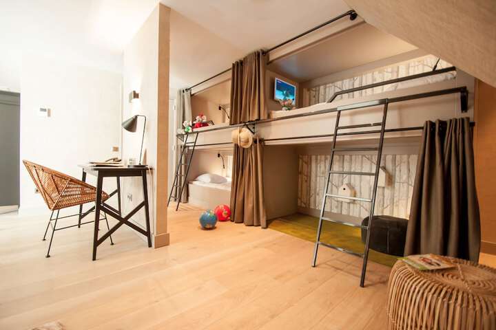 Room 22 of 70
