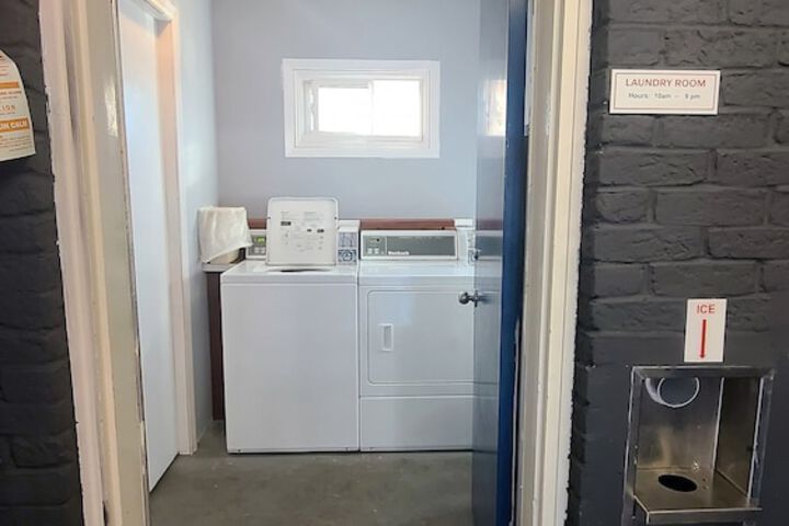 Room 42 of 43