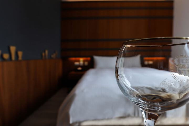 Hotel 124 of 129