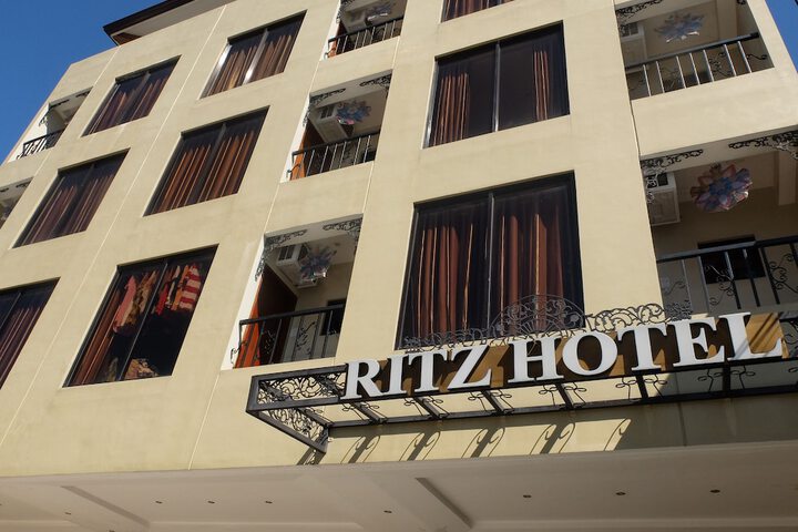Hotel 38 of 39