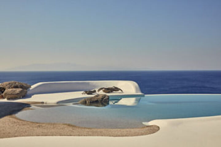 Pool 60 of 90