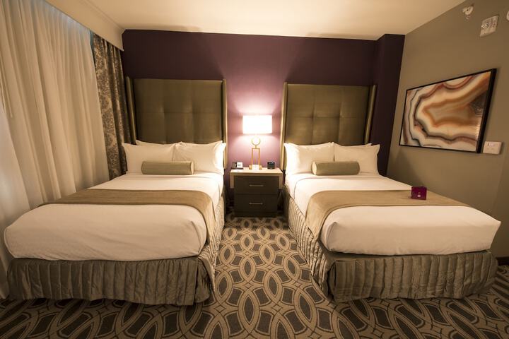 Standard Room, King or Two Doubles (12 of 20)