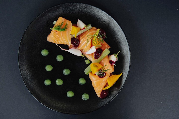 Dining 98 of 147