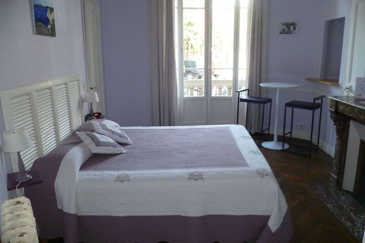 Room 17 of 114