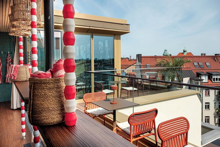 Sundeck 117 of 122
