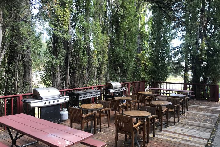 Property Grounds 19 of 24