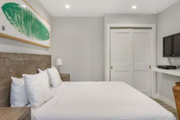 Room 292 of 984