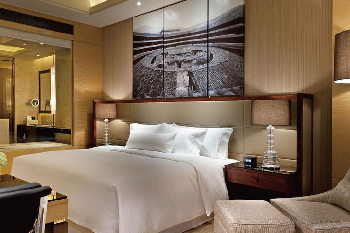 Room 7 of 54