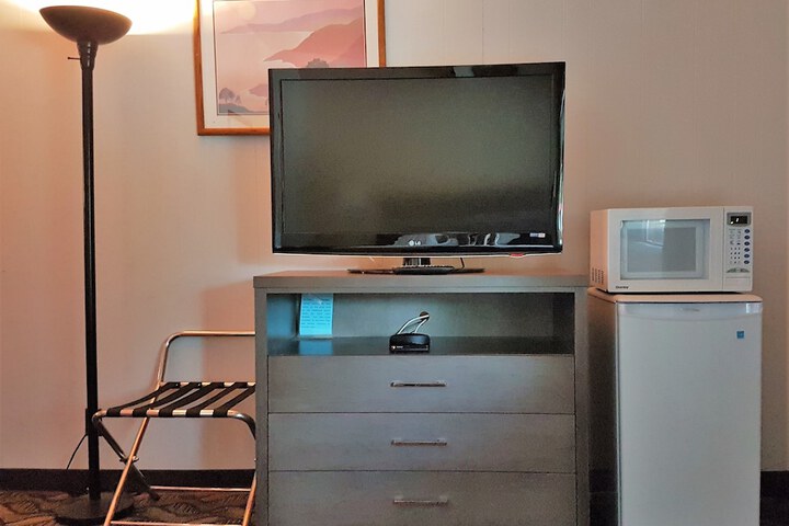 Room 43 of 69