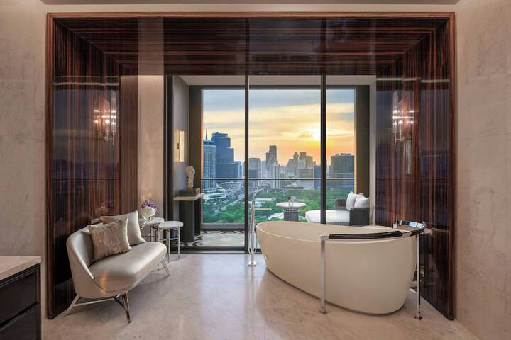 Room 45 of 105