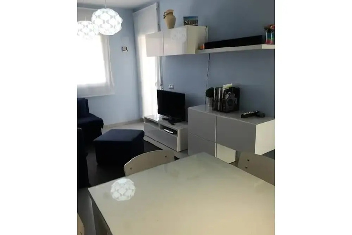 Room 2 of 18