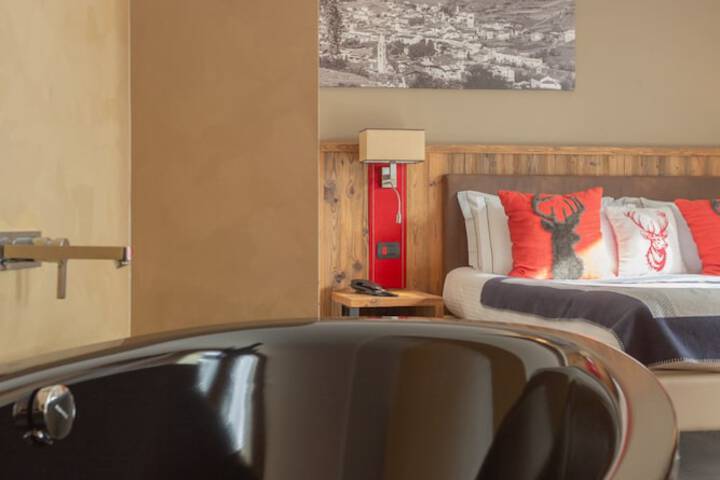 Room 61 of 186