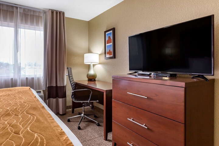 Room 10 of 47