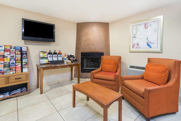 Lobby Entry