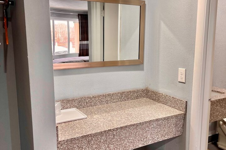 2 Double Beds (6 of 17)