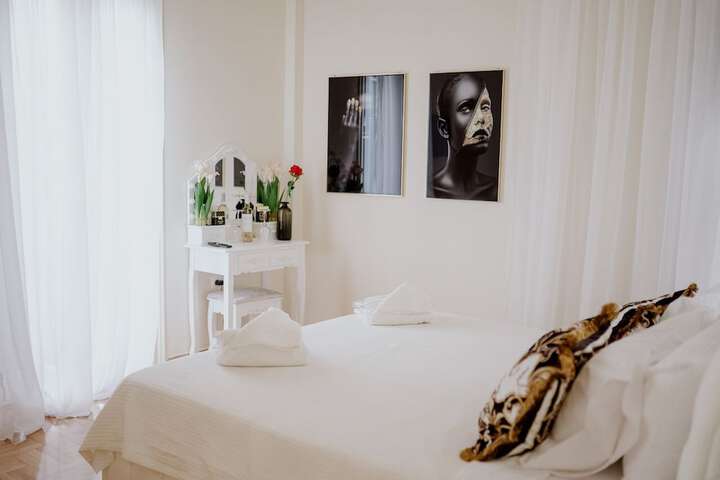 Room 72 of 120