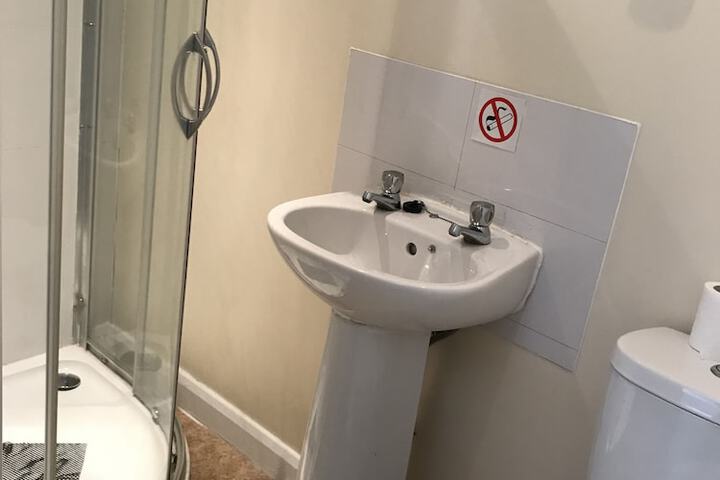 Room 9 of 21