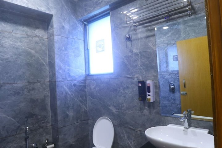 Room 60 of 68