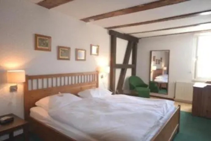 Room 2 of 24