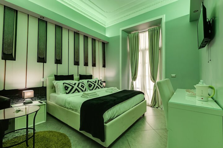 Room 13 of 46