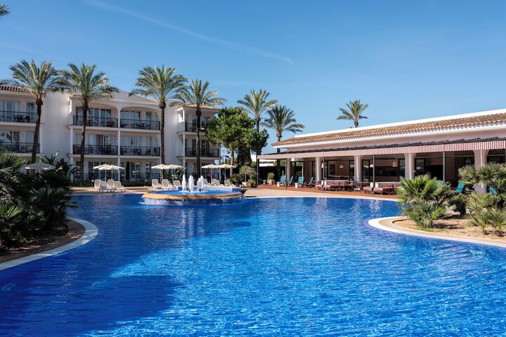 Pool Hotel