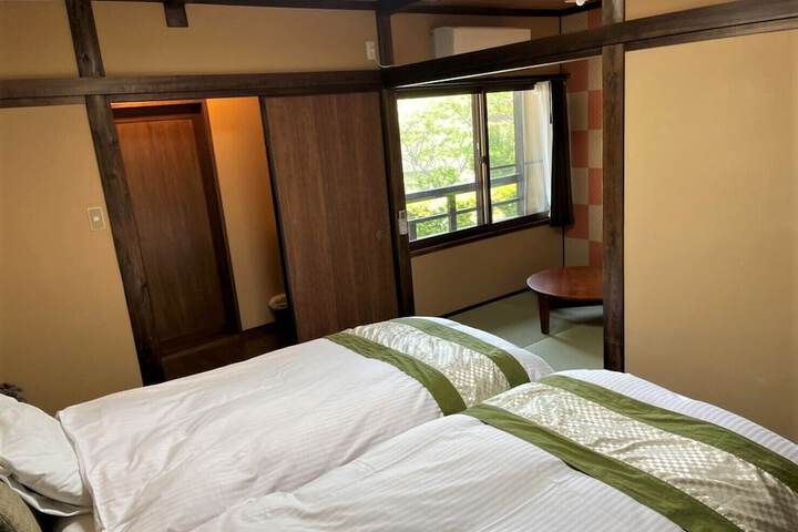 Room 16 of 55