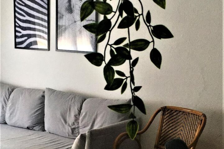 Room 46 of 68