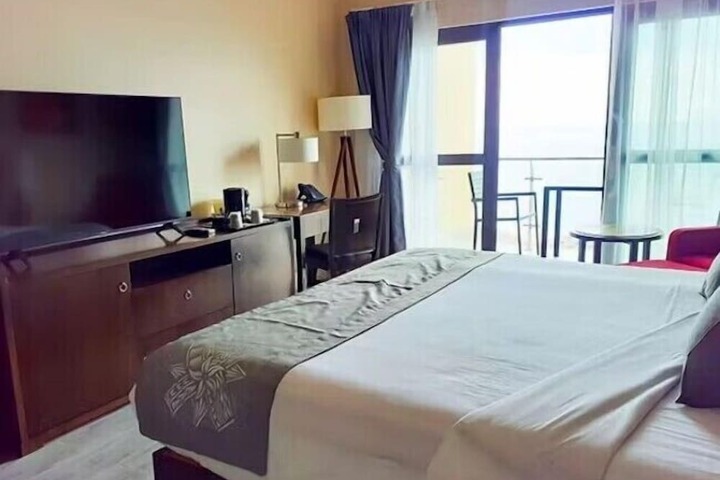 Room 5 of 23