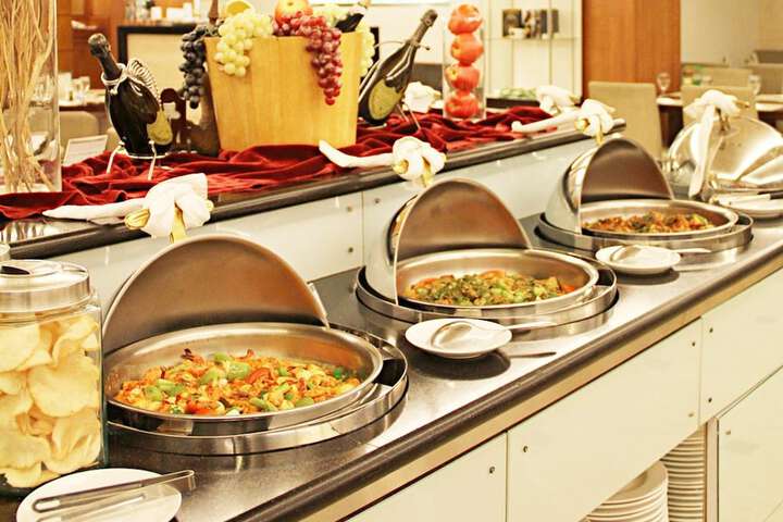 Breakfast buffet