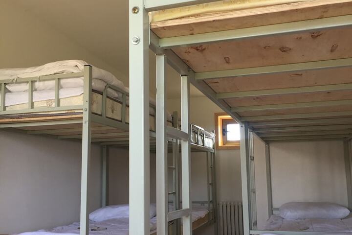 Room 4 of 53