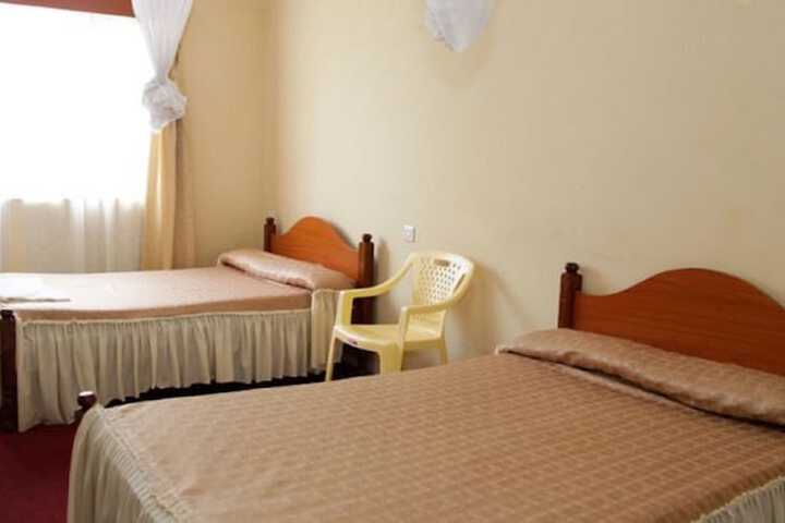 Room 4 of 30