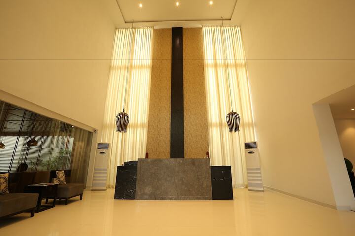 Hotel Interior 4 of 40