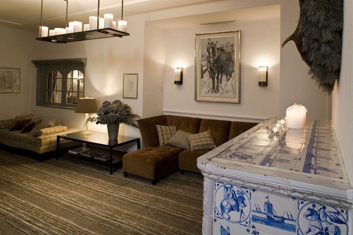 Hotel Interior 7 of 84