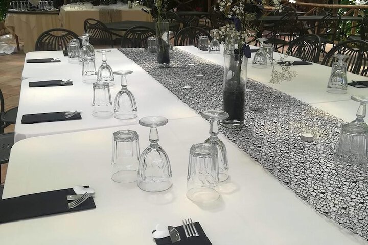 Dining 61 of 77