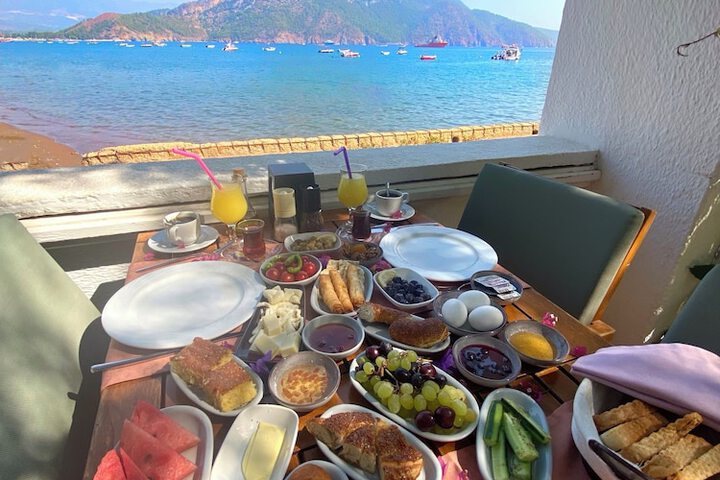 Breakfast/Coffee Service 39 of 63