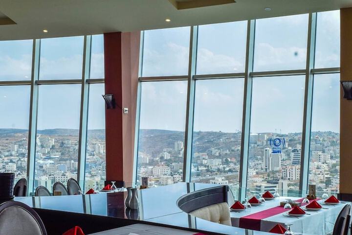 Dining Photos