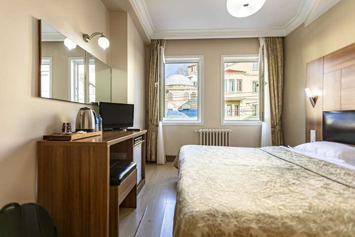 Room 5 of 55
