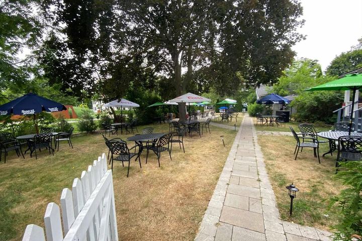 Property Grounds 38 of 44