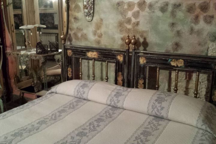 Room 21 of 86